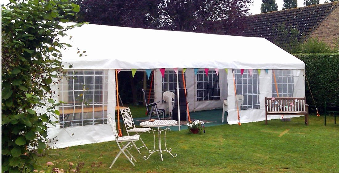 Budget Marquees 4x10m marquee